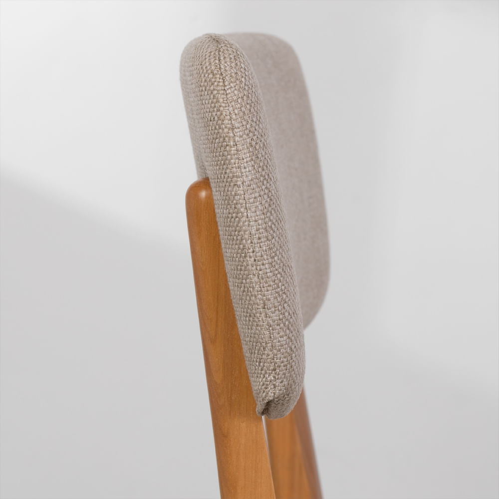 cadeira-lala-linho-base-madeira-areia-detalhes-lateral