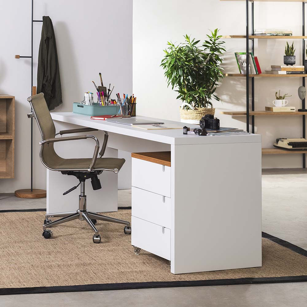 kit-escritorio-bancada-136cm-modulo-gavetas-louro-freijo-poltrona-noruga-cobre-ambiente