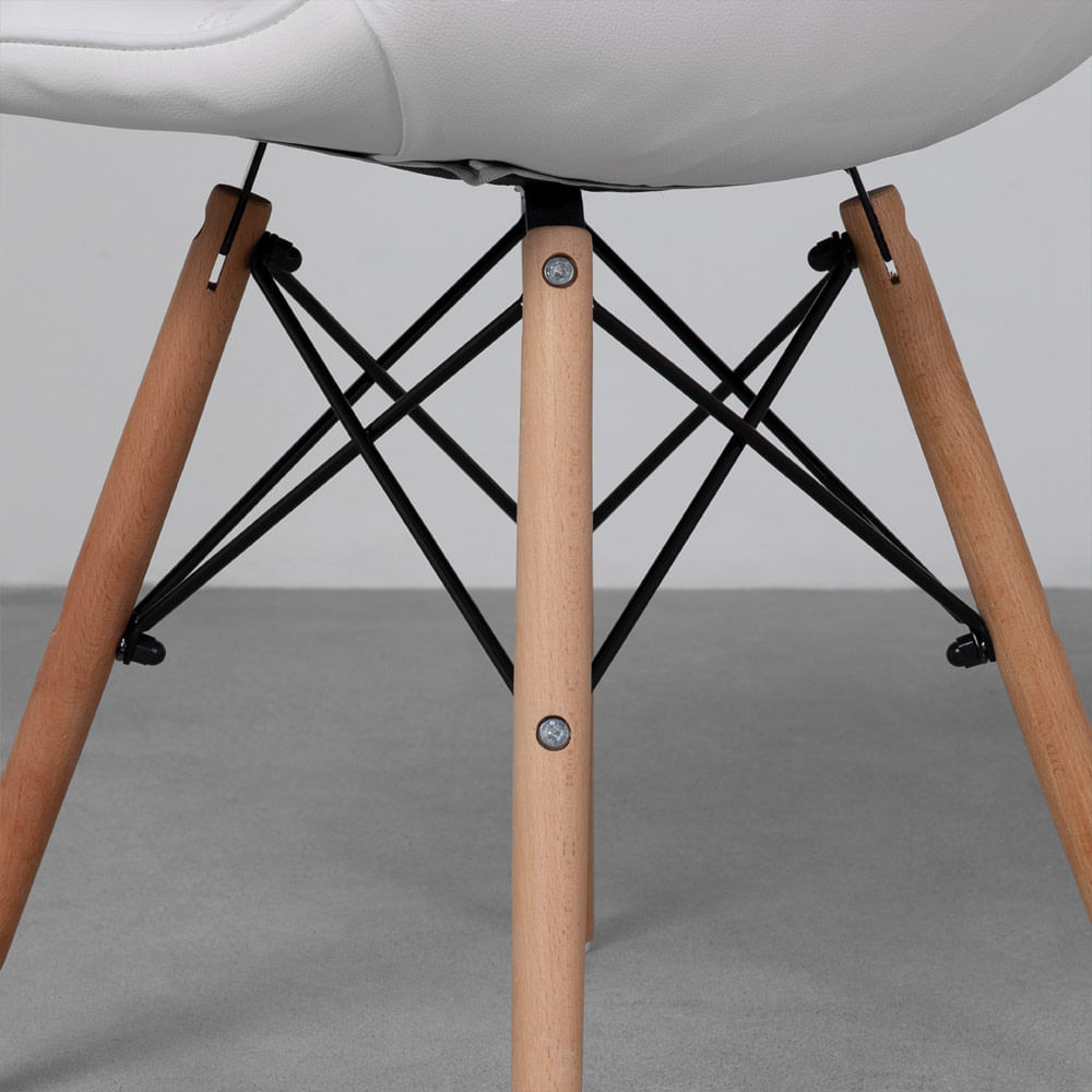 cadeira-eiffel-botone-branca-detalhe-base-de-madeira