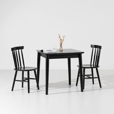 conjunto-mesa-mia-80x80cm-com-2-cadeiras-mia-preto-ambiente