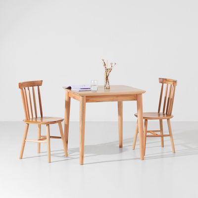 conjunto-mesa-mia-80x80cm-com-2-cadeiras-mia-natural-ambiente