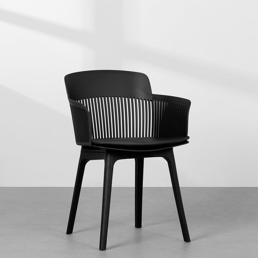 cadeira-mena-preto-diagonal