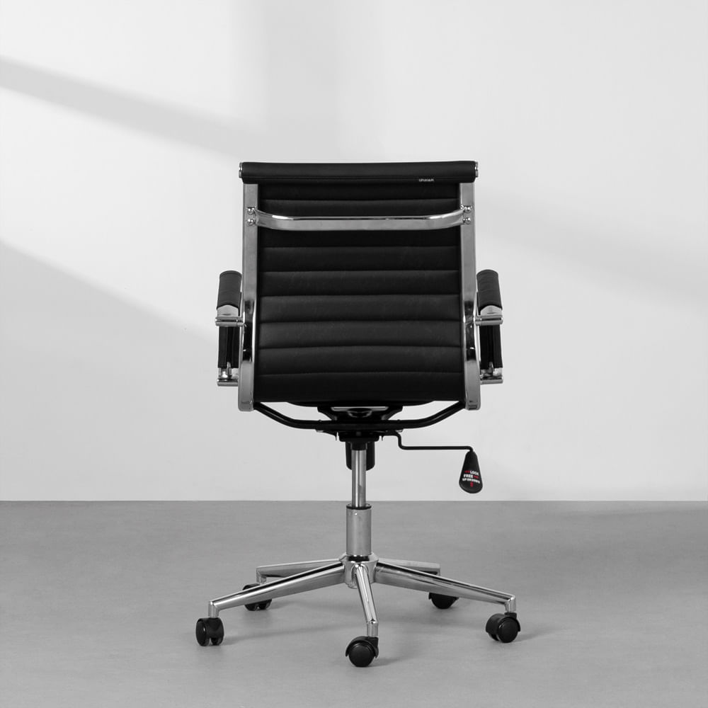 cadeira-de-escritorio-madrid-cromada-giratoria-preta-or-3301-baixa-verso.jpg
