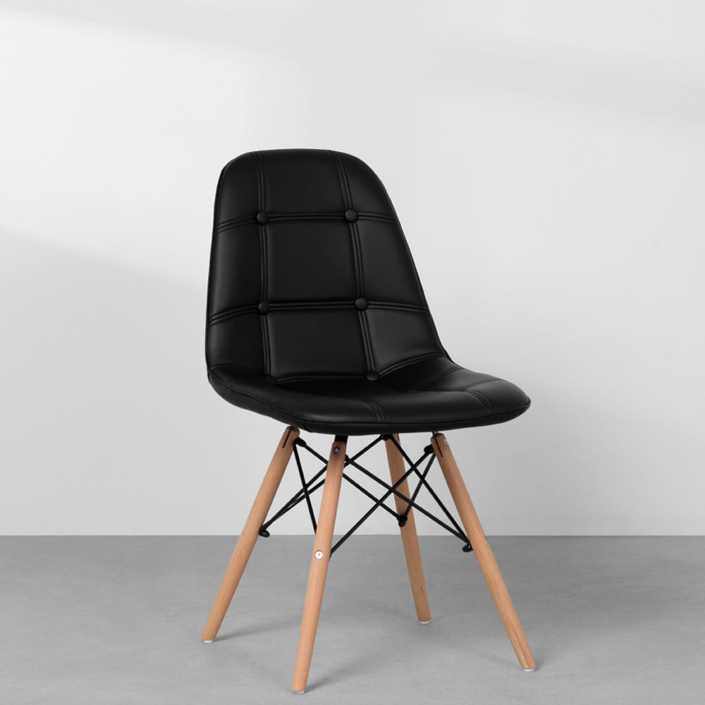 cadeiras-eiffel-preta-diagonal