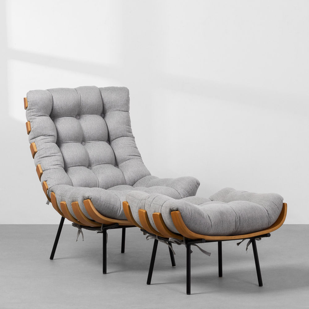 poltrona-costela-encosto-alto-com-puff-cinza