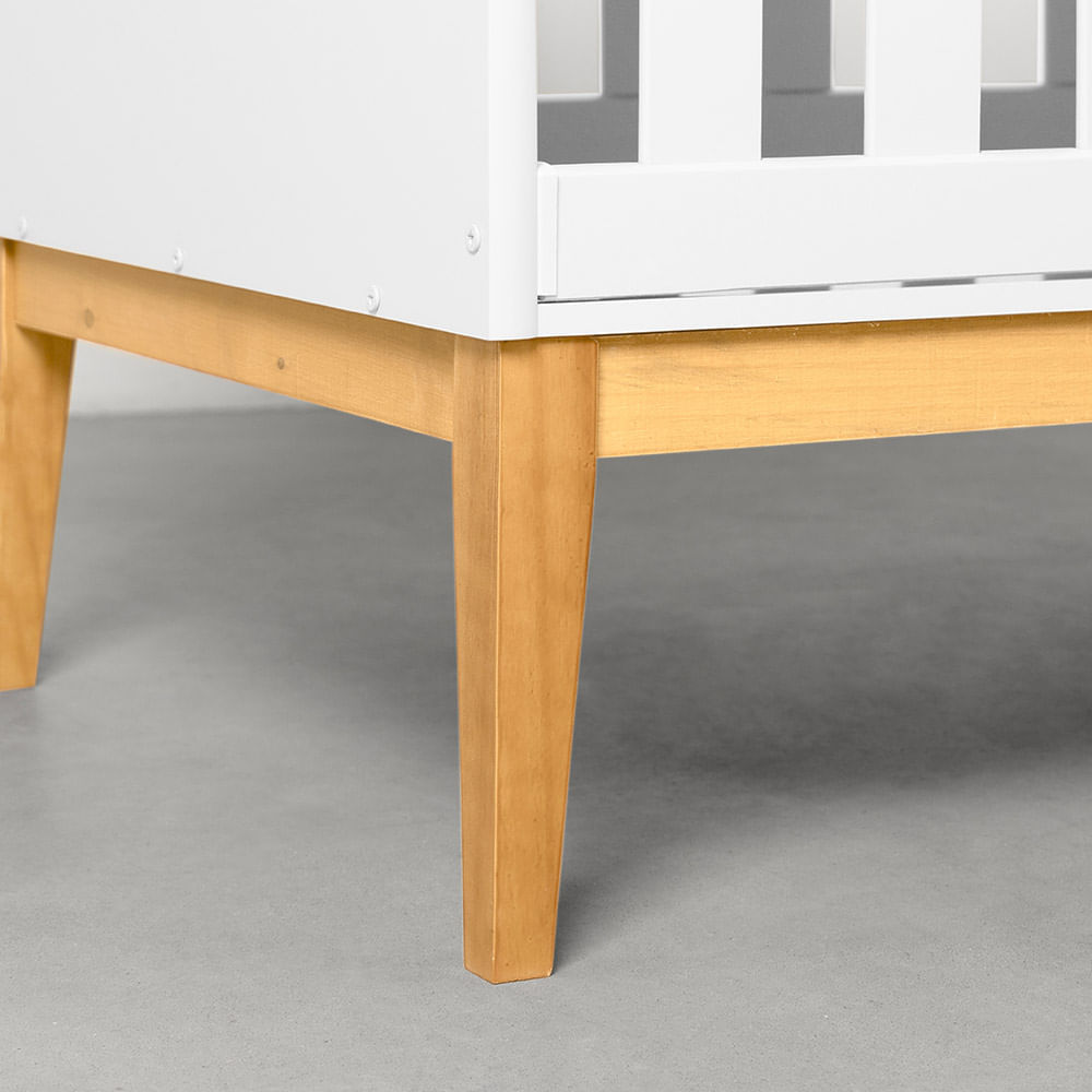 berco-mini-cama-retro-square-com-pes-em-madeira-natural-branco-pes.jpg