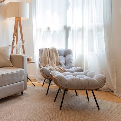 poltrona-costela-com-puff-slim-trellis-claro-ambiente