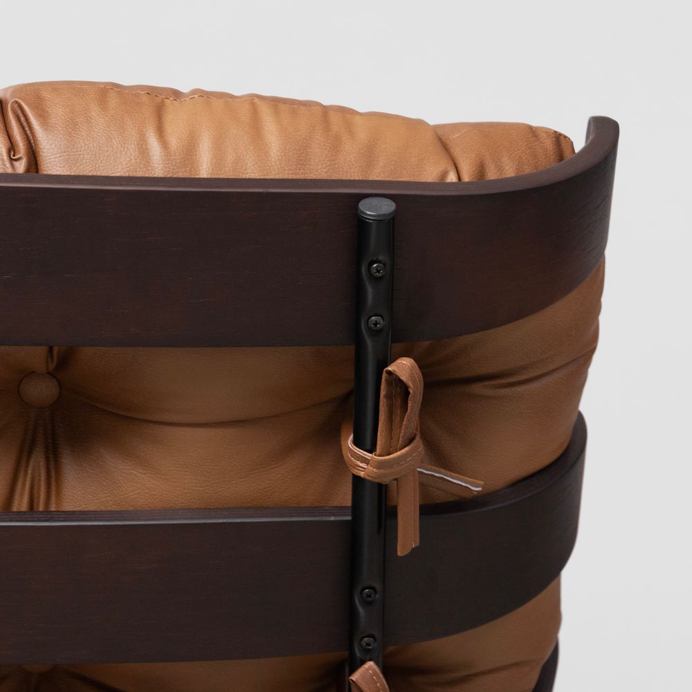 poltrona-com-puff-costela-slim-dark---caramelo