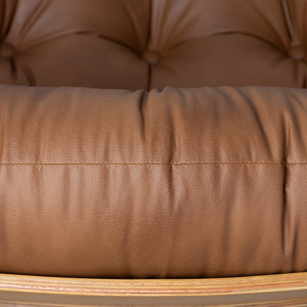 poltrona-com-puff-costela-caramelo-detalhe