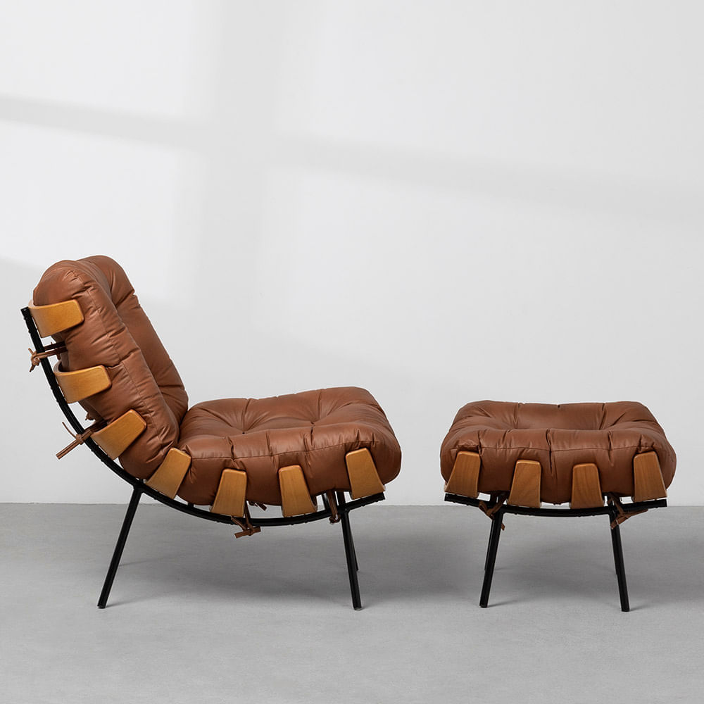 poltrona-com-puff-costela-caramelo-detalhe-base-lateral