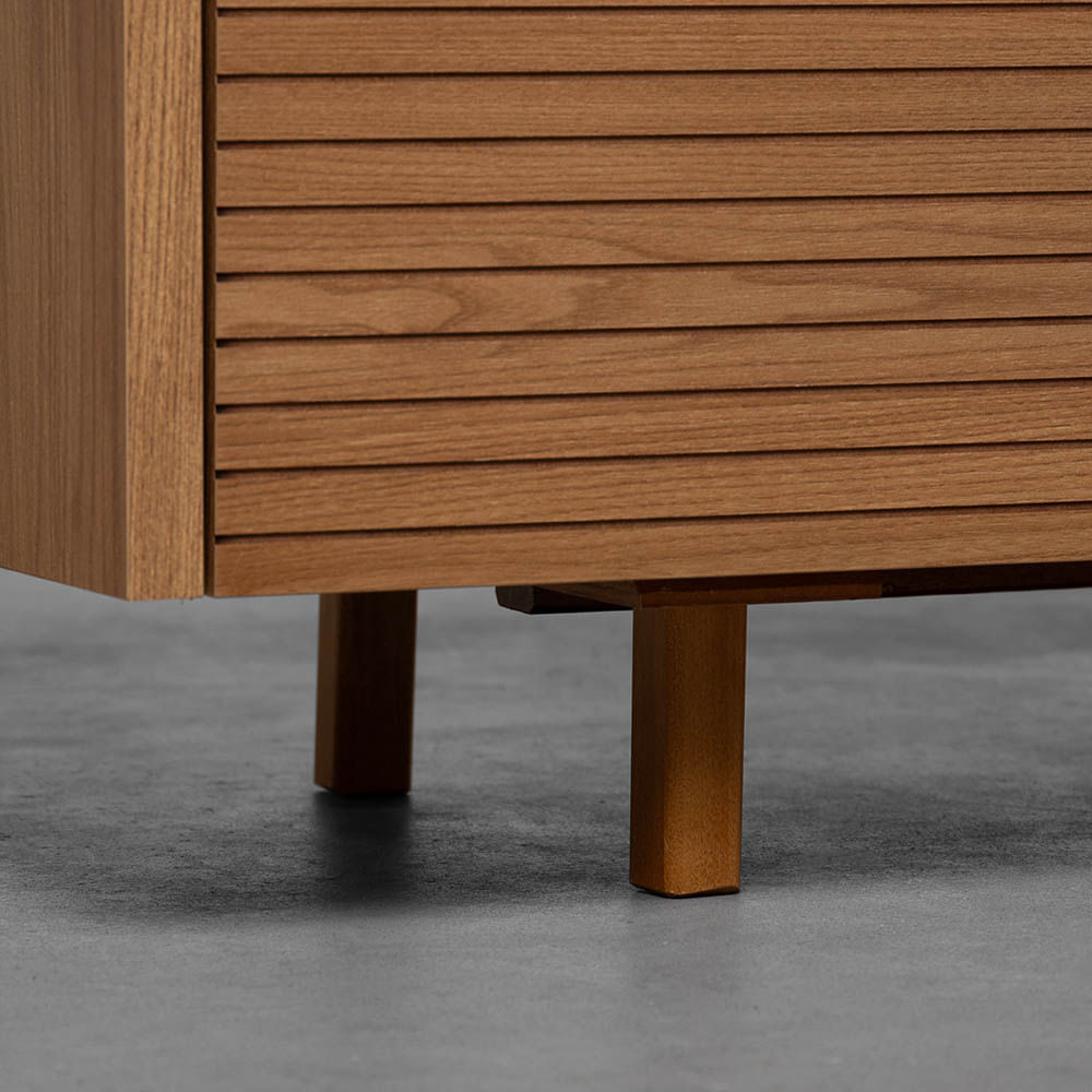 rack-chico-2-portas-com-frisos-olmo-1-80m-pes