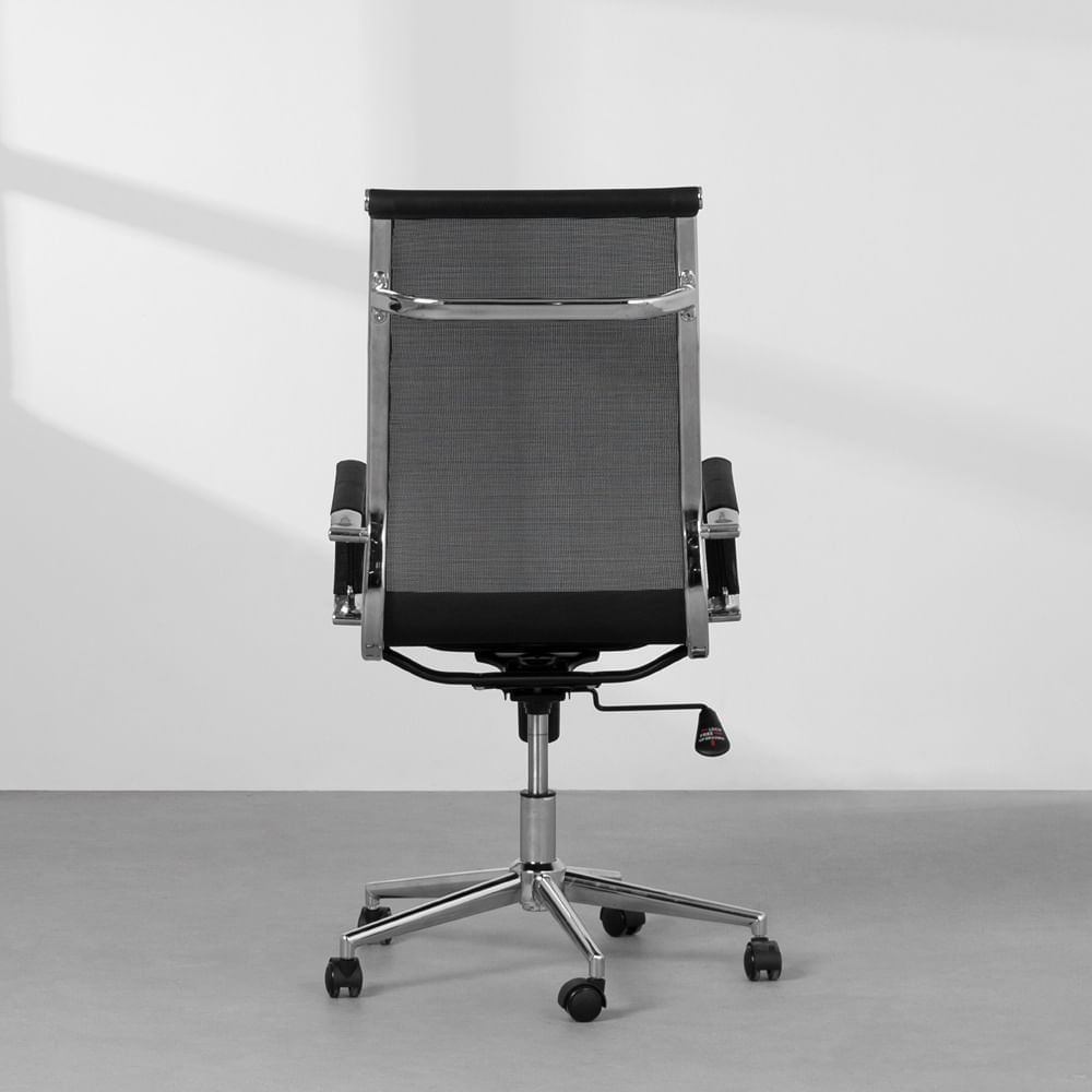 cadeira-de-escritorio-noruega-alta-giratoria-preta-or-alta-traseira