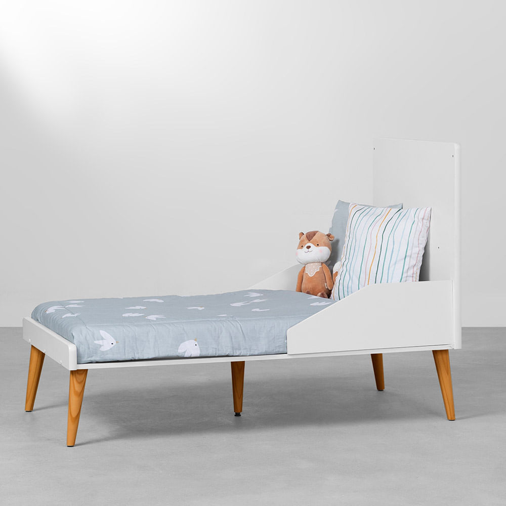 kit-quarto-infantil-theo-com-pes-retro-mel---berco---comoda-6-gavetas---guarda-roupa-3-portas---polt