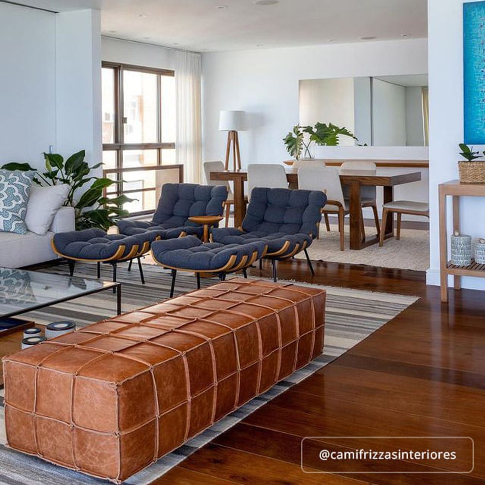 poltrona-com-puff-costela