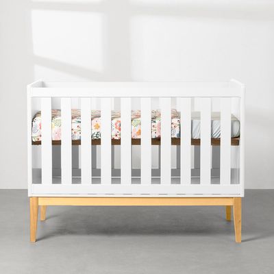 kit-quarto-infantil-theo-com-pes-square-natural---berco---comoda-6-gavetas---guarda-roupa-2-portas--