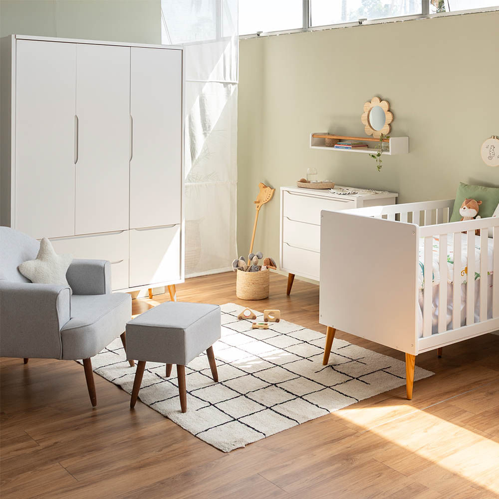 kit-quarto-infantil-theo-com-pes-retro-mel---berco---comoda-3-gavetas---guarda-roupa-3-portas---polt