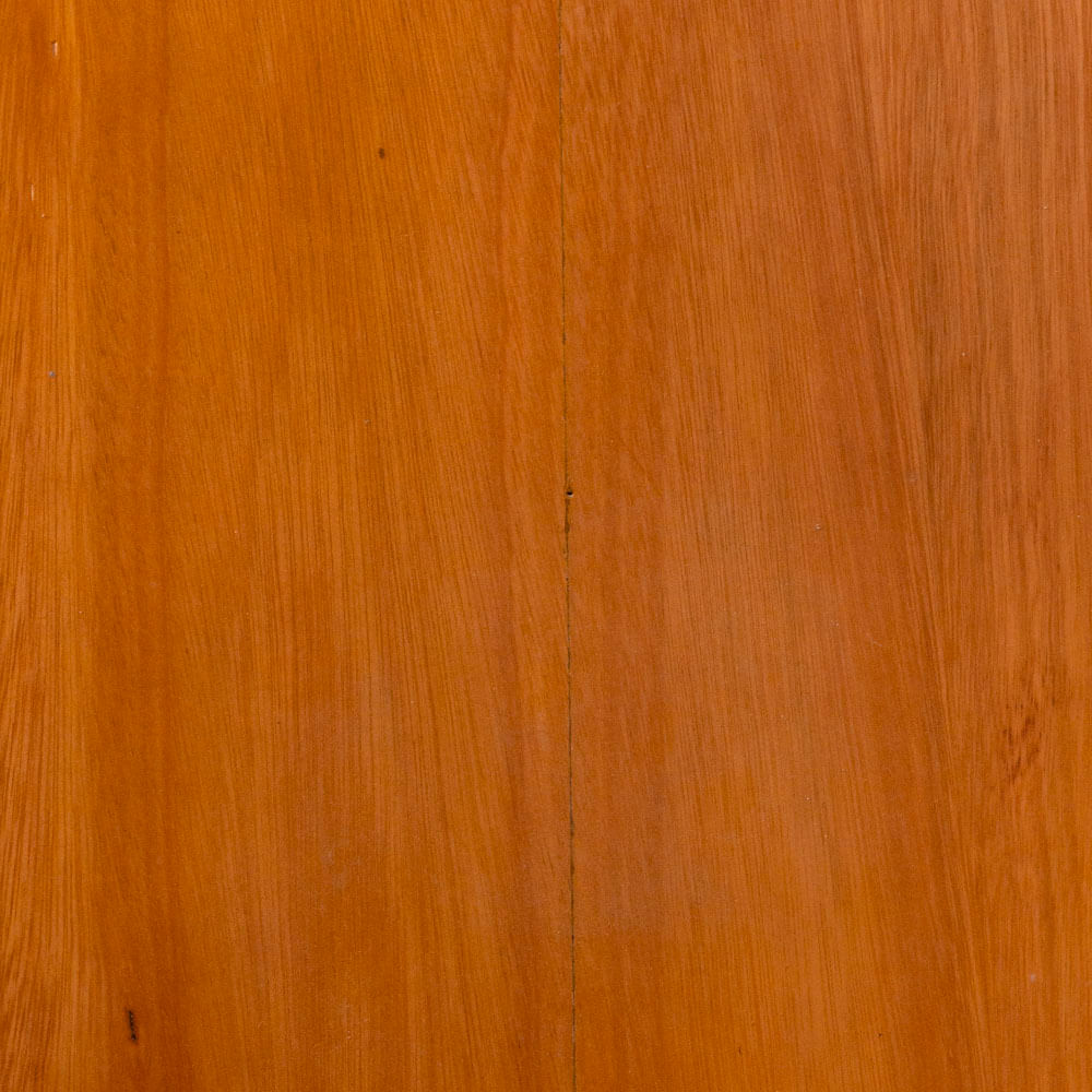 mesa-lateral-foguete-eucalipto-natural---35x35x55cm