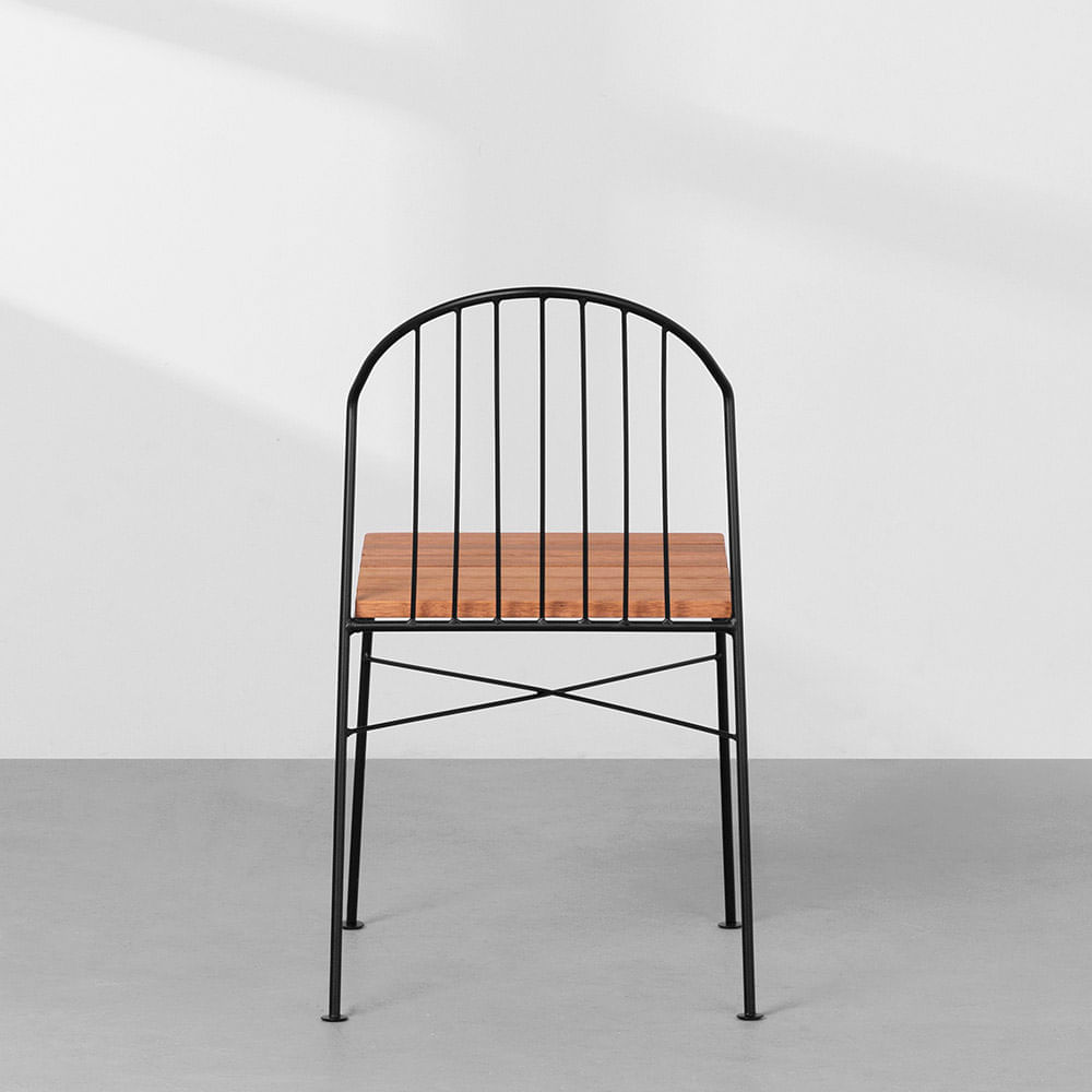 cadeira-patio-preto-e-nozes-detalhe-traseira