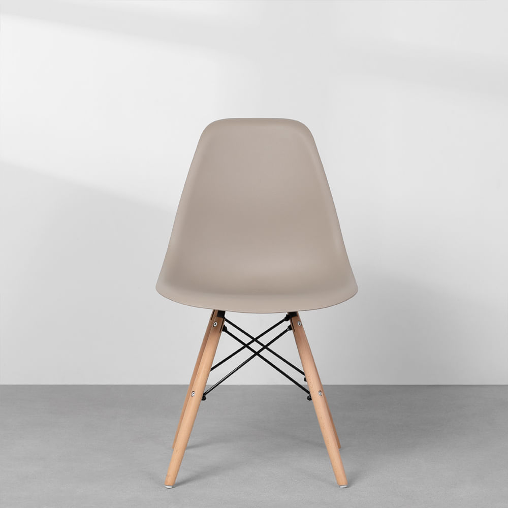 Cadeira--eames-eiffel-com-pes-em-madeira--fendi-detalhe-frontal