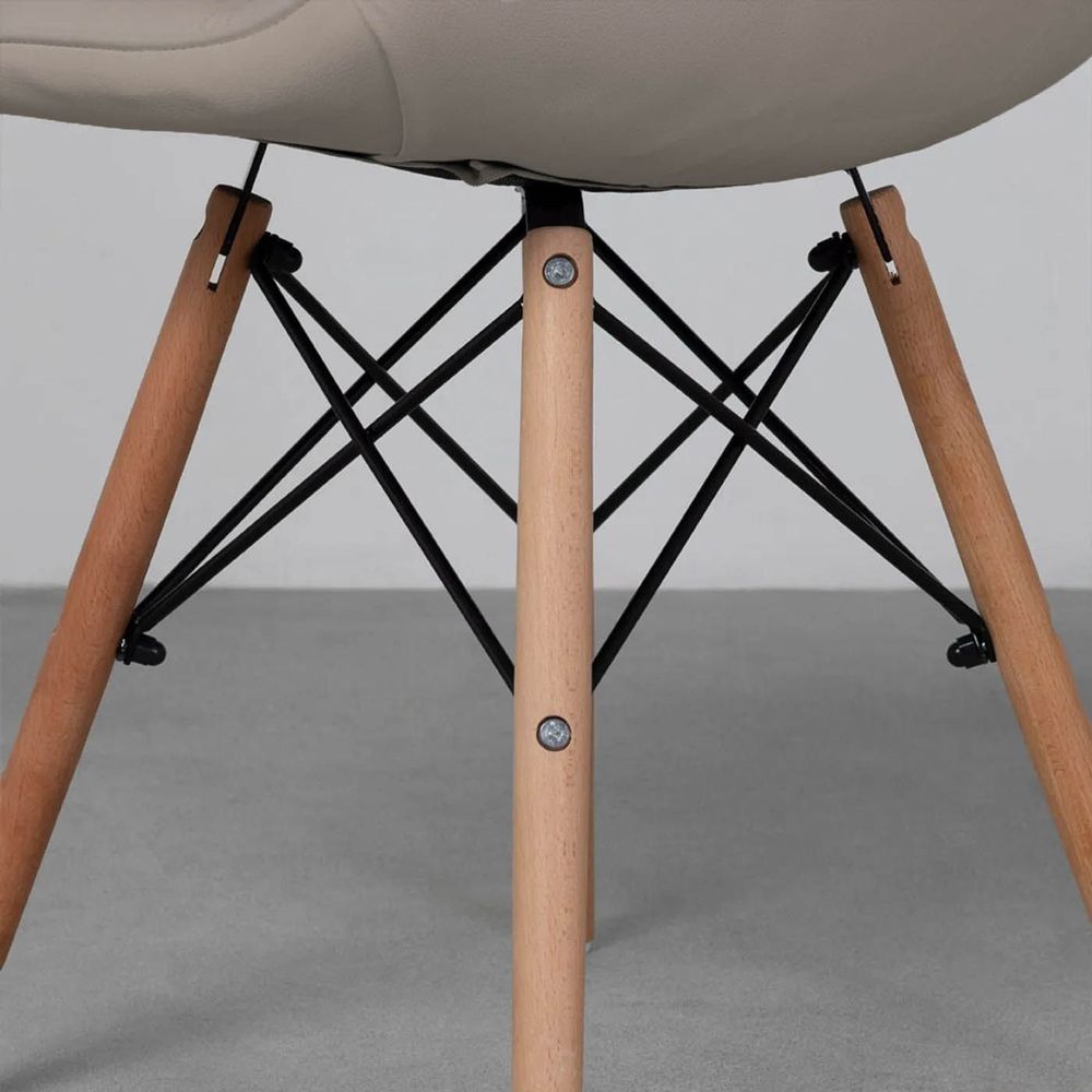 cadeira-eiffel-botone-fendi