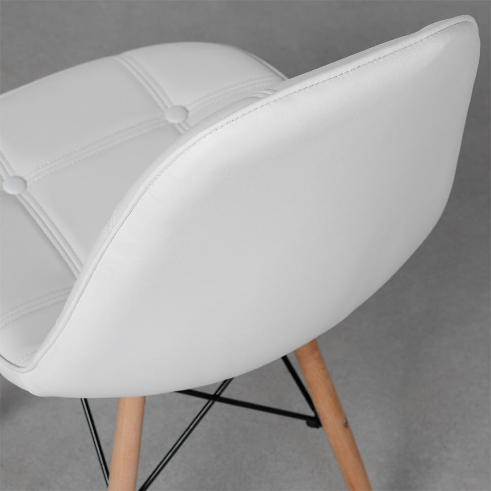 Cadeira-eiffel-botone-detalhe-traseira