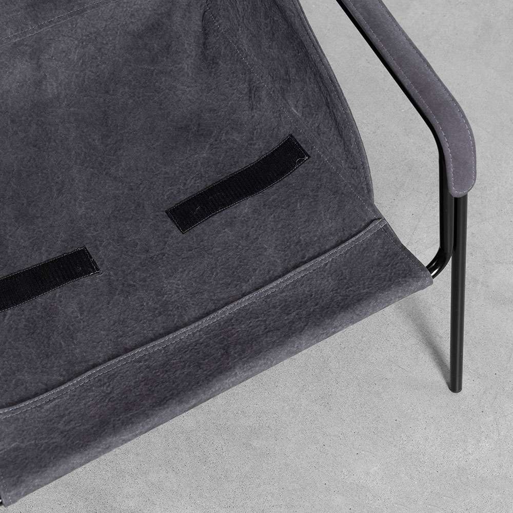 poltrona-maggiolina-com-puff-lona-chumbo----almofadas-lona-cinza