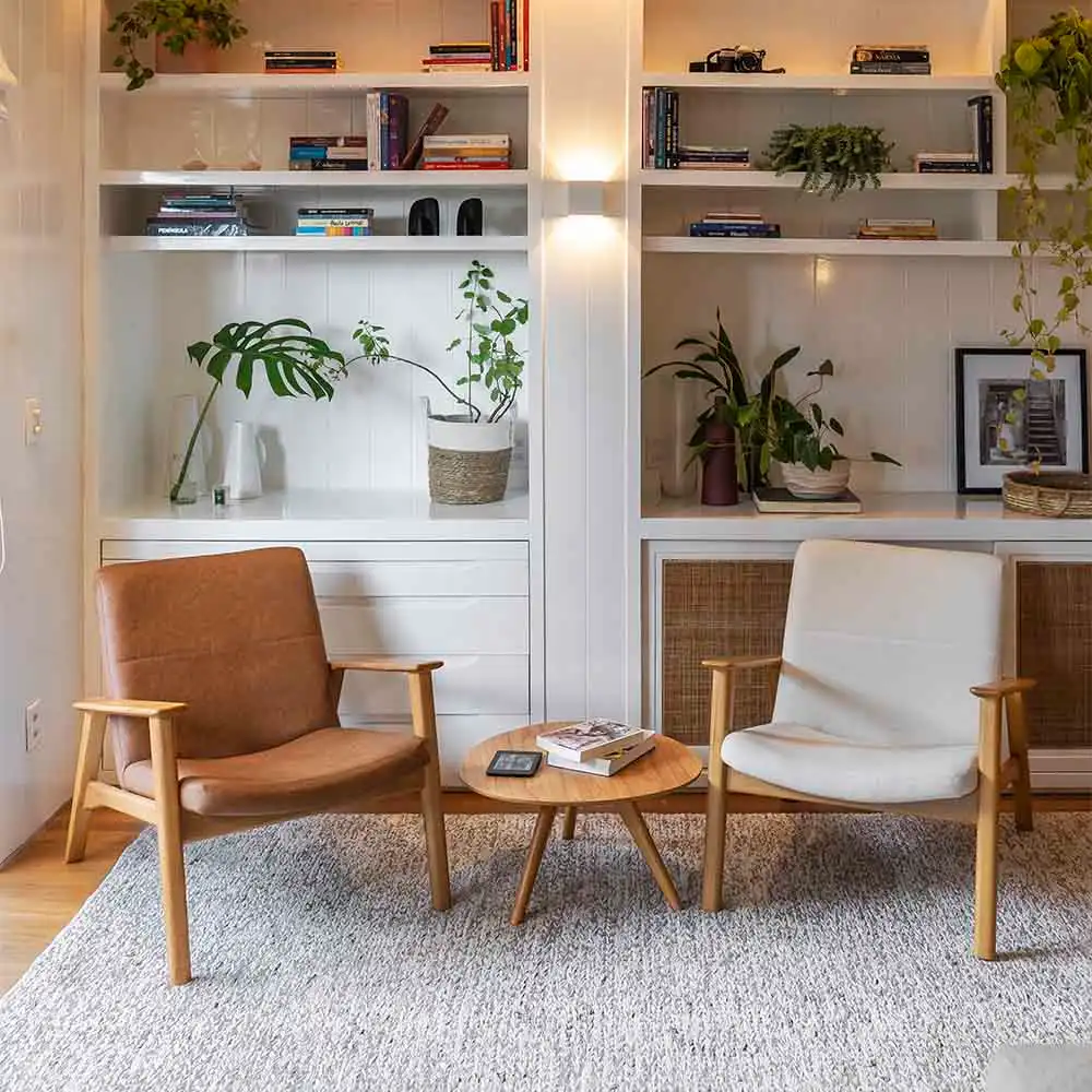 2023_poltrona_huma_cognac_e_mescla_cru