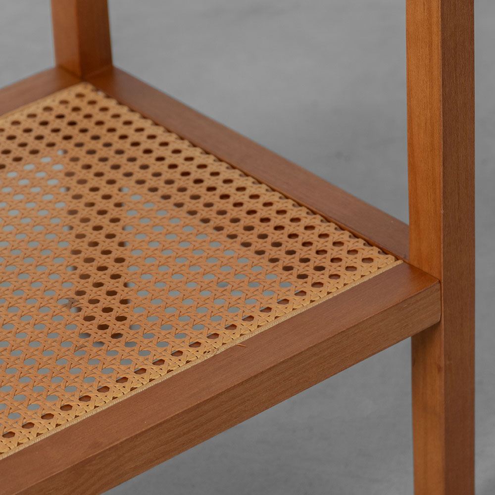 estante-zia-c-vidro-incolor-e-rattan-canela