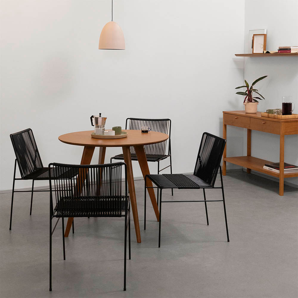 conjunto-mesa-de-jantar-square-laminada-redonda-natural---88cm---4-cadeiras-spaguet-dai---preto