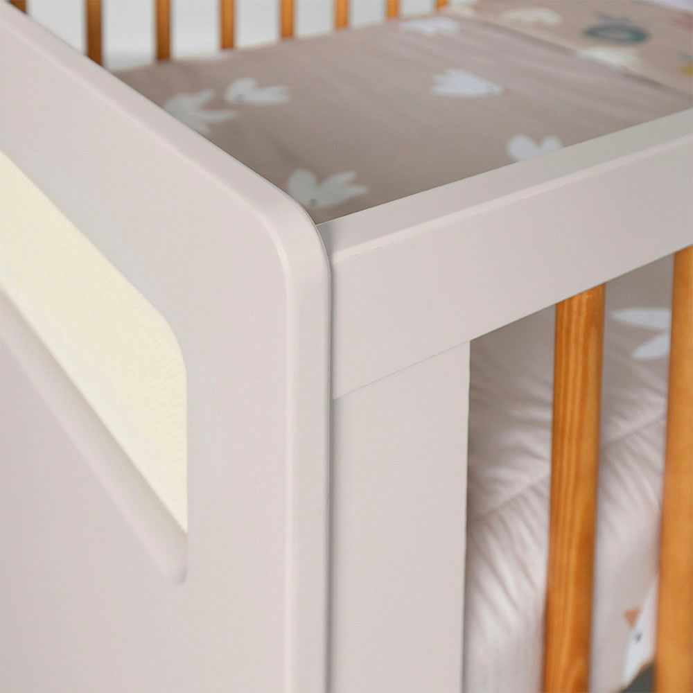 kit-quarto-infantil-ollie---berco-mini-cama---comoda-3-gavetas-e-1-porta---areia-fosco